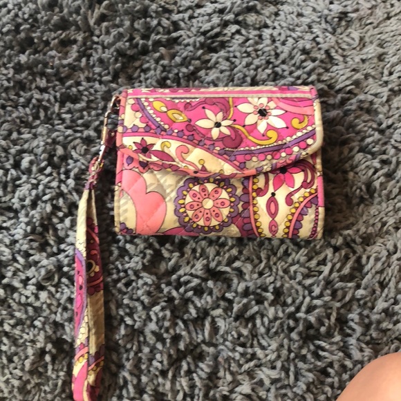 Vera Bradley wallet - Picture 1 of 4